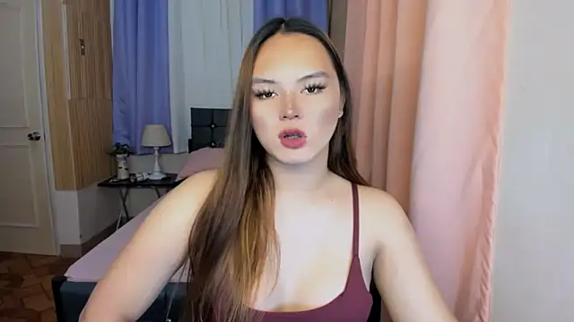 ameliamaureen online show from May 6, 1:04 pm