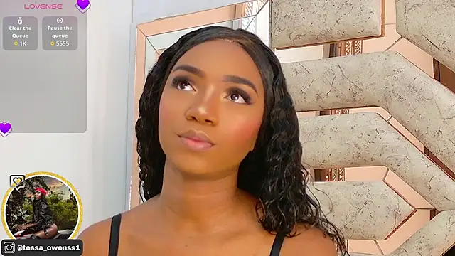 Tessa Owenss online show from October 26, 10:27 pm