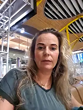 Mrs-Aurora online show from March 29, 9:36 pm