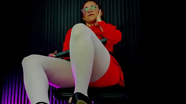 MissKathyfox online show from November 28, 8:12 pm