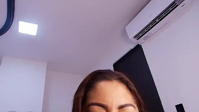 Karla hilton1 online show from May 27, 11:51 am