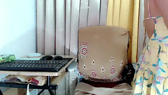 nesianhottits online show from April 27, 7:27 am