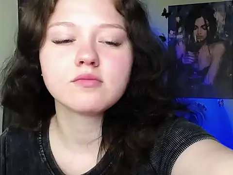 LadyAlice  online show from May 23, 6:23 am