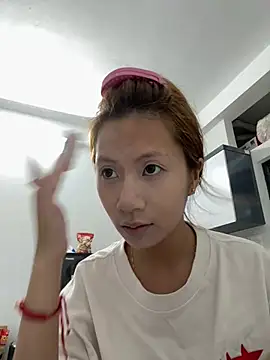 Lil-Gi online show from May 26, 10:03 am