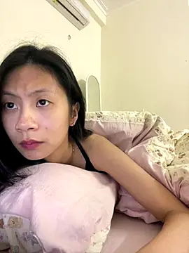 Lil-Gi online show from November 21, 3:36 pm