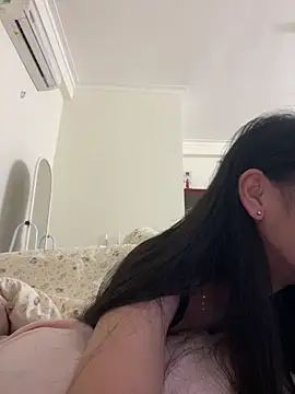 Lil-Gi online show from November 29, 4:44 pm