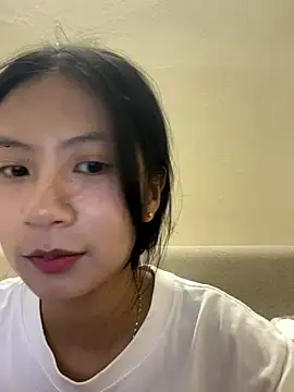 Lil-Gi online show from October 20, 3:37 pm