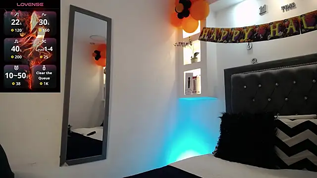 MelissaRhodes online show from October 15, 8:44 pm