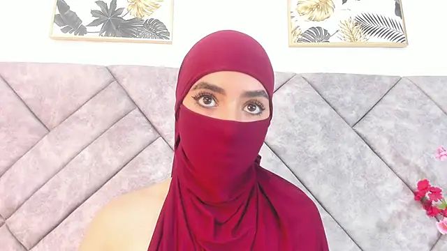 nayiraa  online show from March 19, 2:05 am