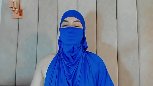 nayiraa  online show from March 4, 9:21 pm