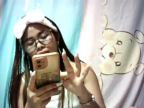 Katrina Summer online show from December 22, 5:05 pm