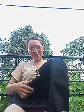 Bianly online show from May 17, 10:36 am