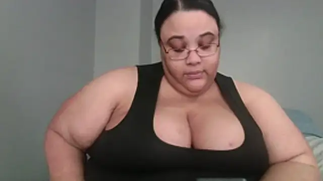 SexyBBW10790 online show from May 20, 2:36 pm