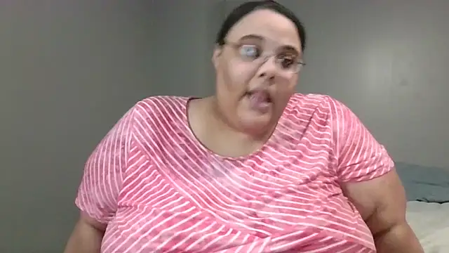 SexyBBW10790 online show from May 14, 12:16 am