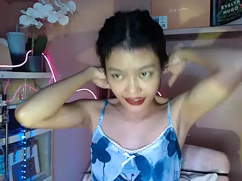 skinny gracie online show from October 29, 5:34 am