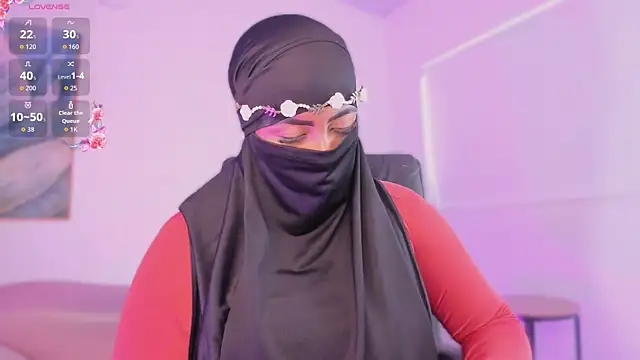 yasmin elite online show from April 9, 11:59 am