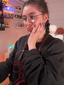 Sharon 07 online show from November 11, 11:35 pm