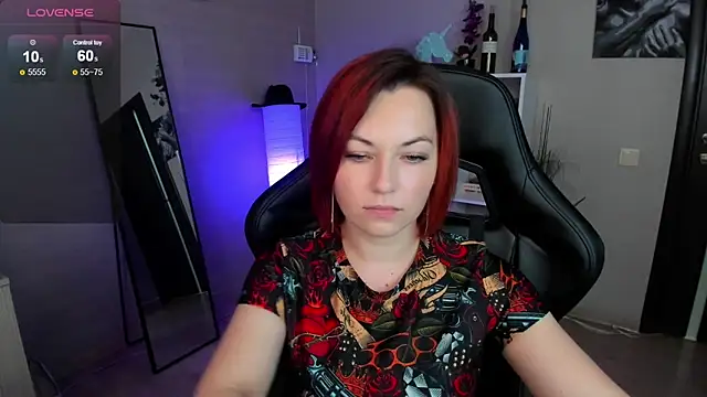 Serena Woods online show from September 25, 9:19 am