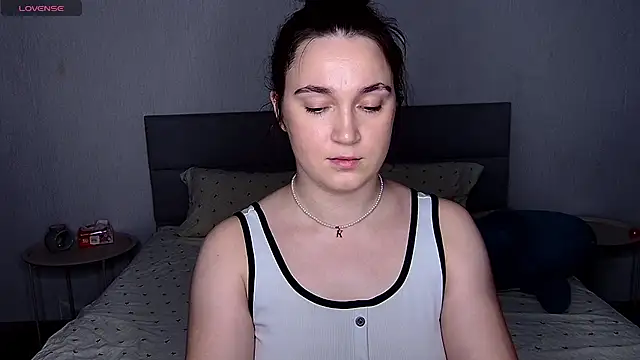 Snapshot of Eliz_v_tta chatting on September 13, 9:56 pm Eliz v tta online show from September 13, 9:56 pm