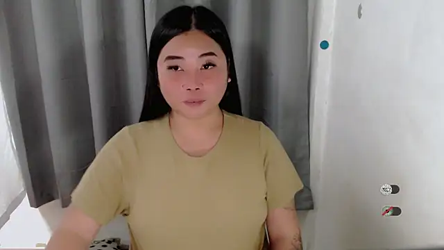 Yhana Slut online show from September 25, 2:38 pm