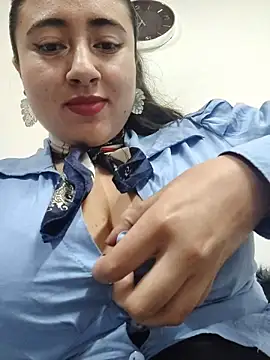 AMATISTA  16 online show from October 15, 1:36 pm