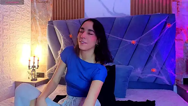 violett  golden online show from October 12, 8:55 pm