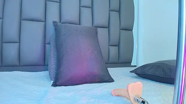 Roxana gomez online show from March 10, 3:21 am