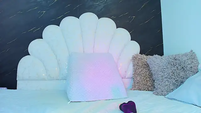 Roxana gomez online show from May 15, 3:43 am