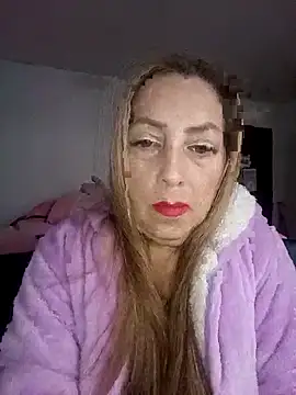 Estefania Arce online show from January 7, 7:39 pm