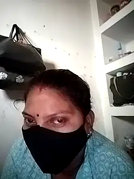 sommyfor123 online show from December 3, 9:00 am