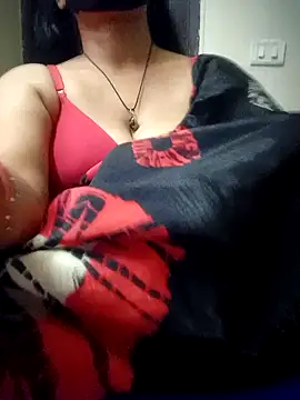 Love-pari08 online show from June 28, 5:25 am