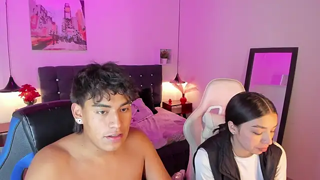 Yiing and yang online show from September 26, 10:18 pm