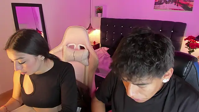 Yiing and yang online show from September 29, 9:09 pm