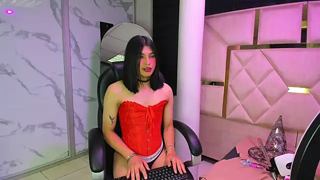 Allisonts69 online show from March 18, 7:46 am