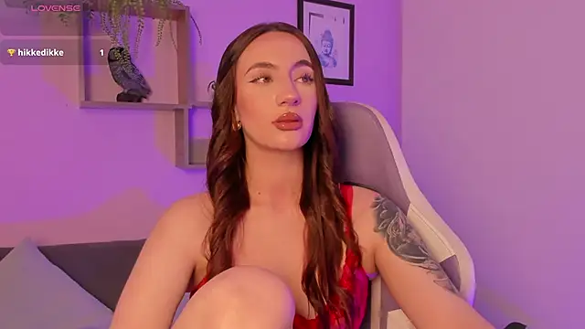  CELESTE MOORE online show from October 29, 11:29 pm