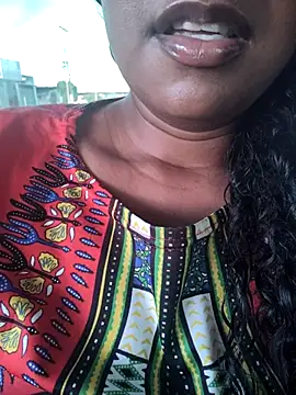 MichelleMore online show from February 12, 9:44 am