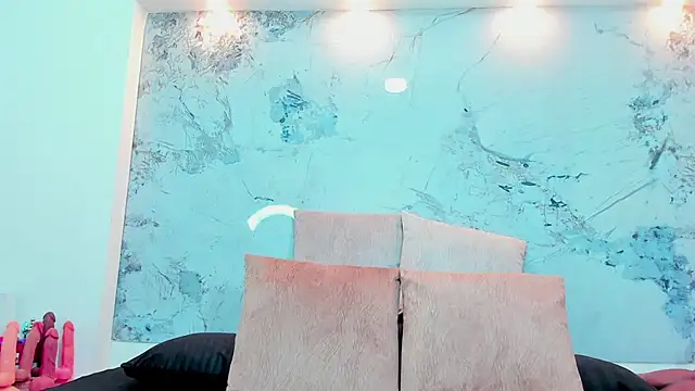 Ambeer red1 online show from October 31, 8:57 pm