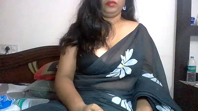 anu-anu2002 online show from May 7, 3:49 pm