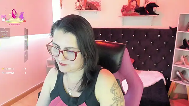 D Martii online show from October 7, 7:51 pm