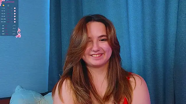 Snapshot of LucilleMcBride chatting on September 13, 8:33 am LucilleMcBride online show from September 13, 8:33 am