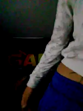 SofieLove 01 online show from April 29, 7:00 am