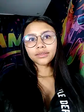 SofieLove 01 online show from May 11, 7:21 am