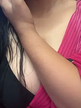 annanya01 online show from June 18, 12:43 pm