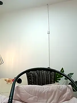 LilyCutee  online show from September 15, 7:21 pm
