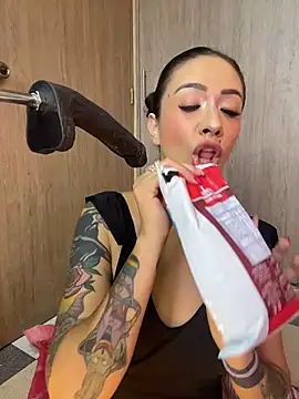 ValentinaBianchi online show from March 30, 7:02 pm