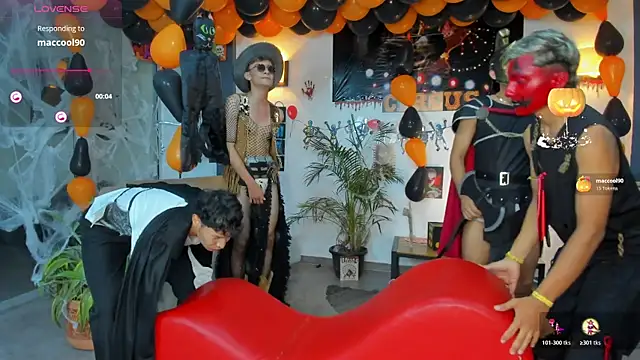 Bisexlifehot   online show from October 31, 12:01 am