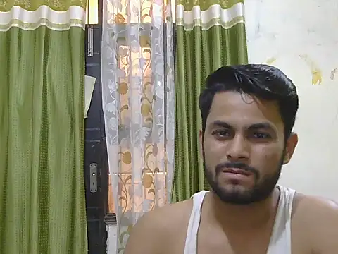 ursdreamperson online show from May 23, 1:59 am