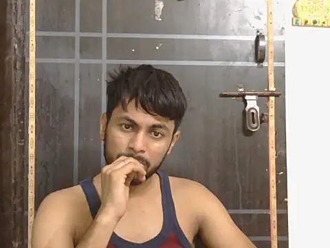 ursdreamperson online show from May 21, 1:58 am