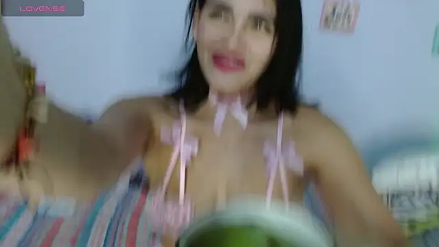 angelly  kate online show from June 11, 1:27 am