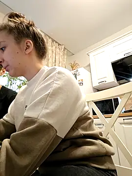 yourfavpsy  online show from November 29, 11:36 am